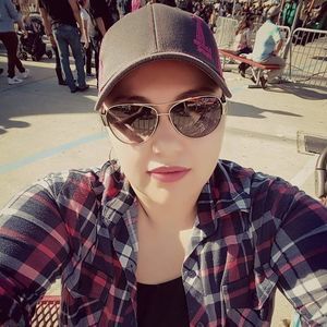 Meet your Posher, Mayra